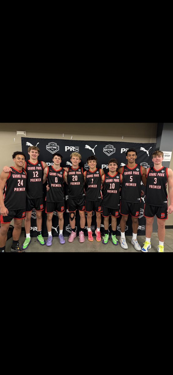 What a spring these guys had on the circuit.  12-1, finished number one team. All they did was win, the right way. And man these rankings are a joke, a lot of overrated kids out there who don’t win and sit games out and only care about self. Not these guys. Ready for July.