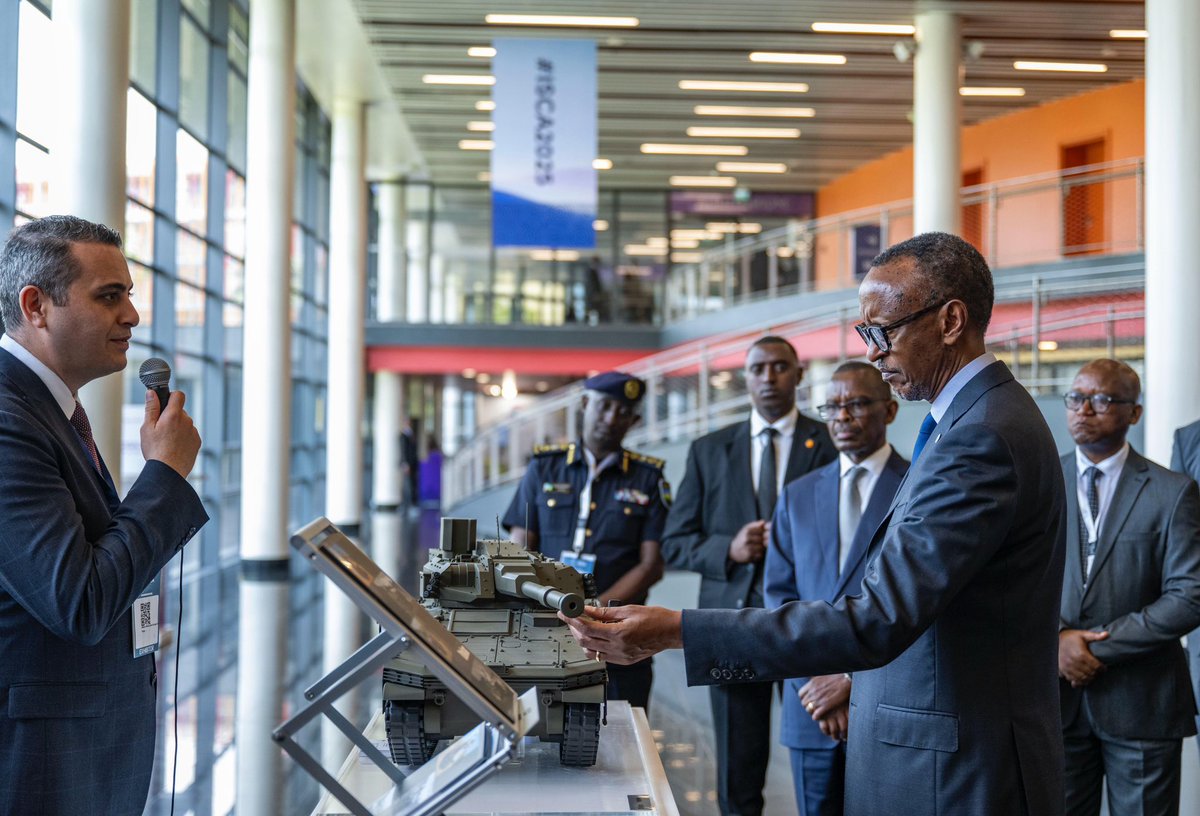 UrugwiroVillage's tweet photo. President Kagame visited the #ISCA2025 exhibition, which features seventeen companies from ten different countries across the world, showcasing defense and security solutions. https://t.co/MJNvzLFt7P