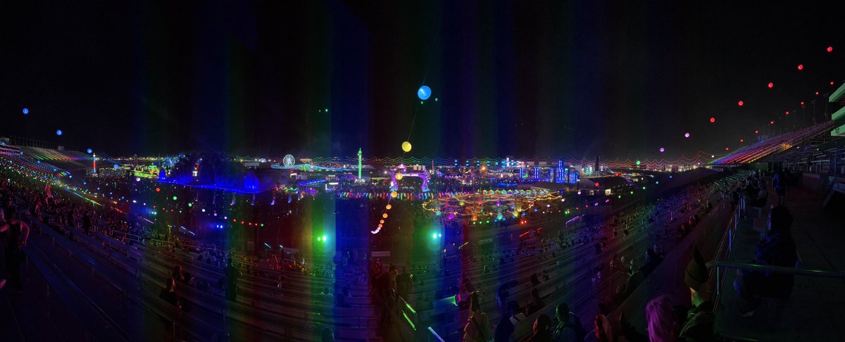 boog117's tweet photo. Till next year had a great first time @EDC_LasVegas https://t.co/7GRvqi0xfG