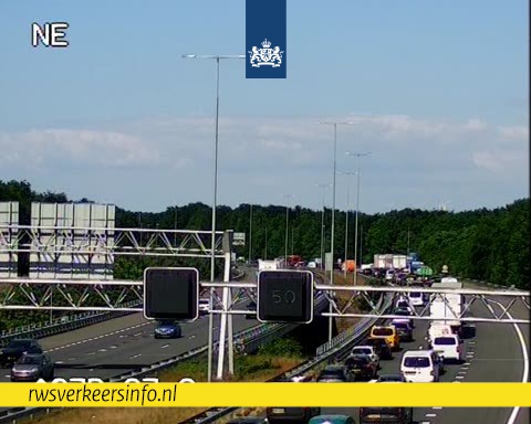 Ongeval met meerdere voertuigen op de A27 bij Huizen