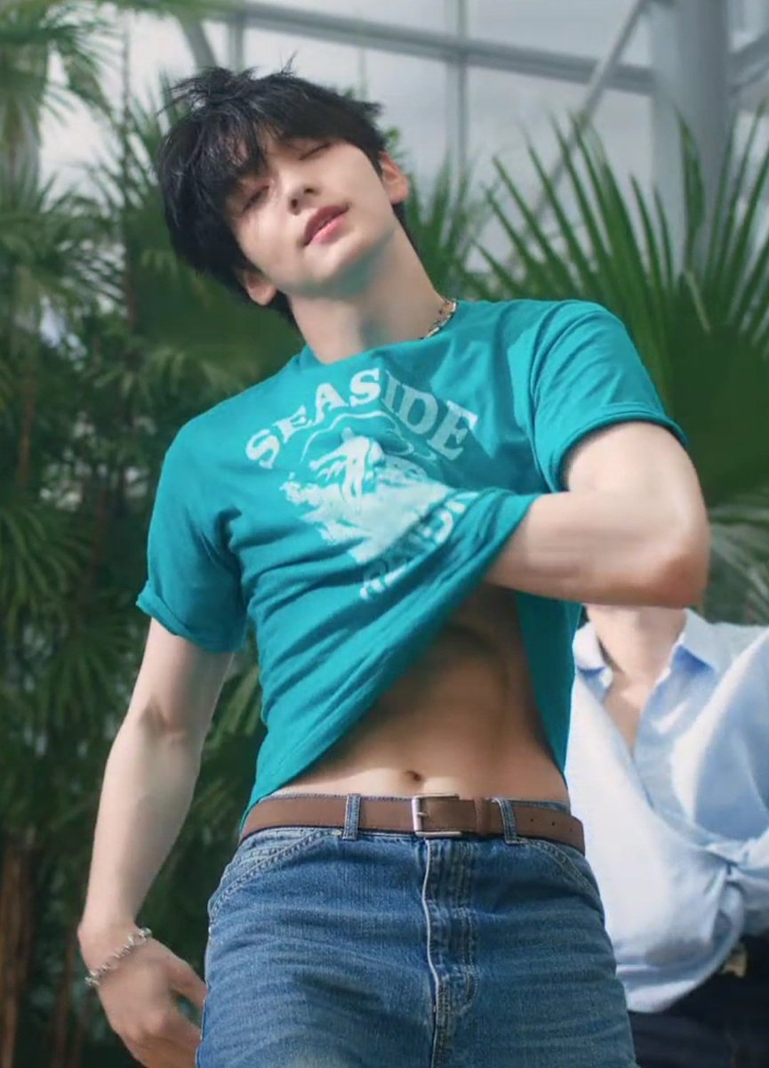 1209sbyj's tweet image. ...