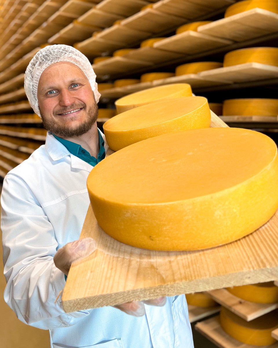 Друзья! У нас в продаже появился молодой пармезан! Как он вам?

И на него сделали акцию! До 25 мая в наших магазинах будет действовать скидка 20% на: 
🧀Твёрдый сыр «Молодой Пармезан» 
2050₽  → 1640₽  
🧀 Сыр «Тирольский»
1750₽  → 1400₽  

Буду рад отзывам!