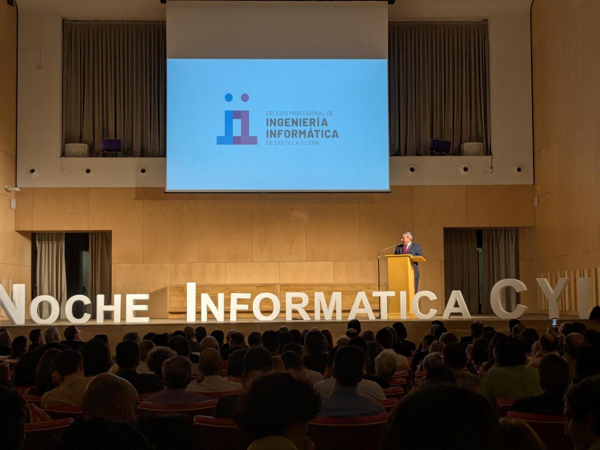 inetum_es's tweet photo. [#España]  El viernes asistimos a la XVI #NocheInformaticaCYL, que organizó el @CPIICyL.

Para #Inetum un apoyo al papel y desarrollo de los profesionales y una apuesta decidida por la región con el propósito de generar en ella un impacto digital positivo.

#CyL
#WeAreInetum https://t.co/5BXp1dZ3LR