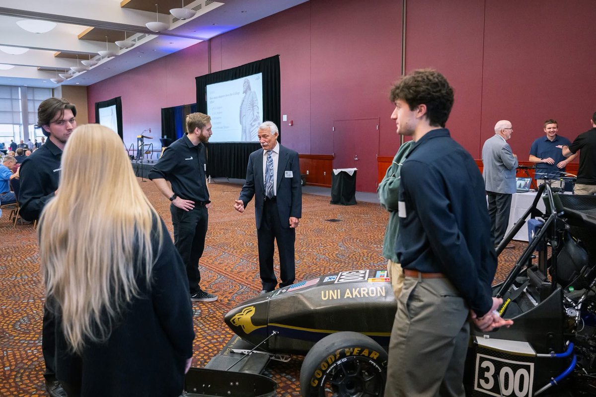 uakronalumni's tweet photo. Thank you to those who joined us for the @UAkron_Engr Alumni Breakfast. 🎉 We hope you enjoyed hearing updates from Dean Menzemer, engaging with engineering alumni, faculty, staff, and students, and celebrating Steve Koerner ’92, our 2025 Distinguished Alumni Award recipient! https://t.co/UzWzmvx5KA