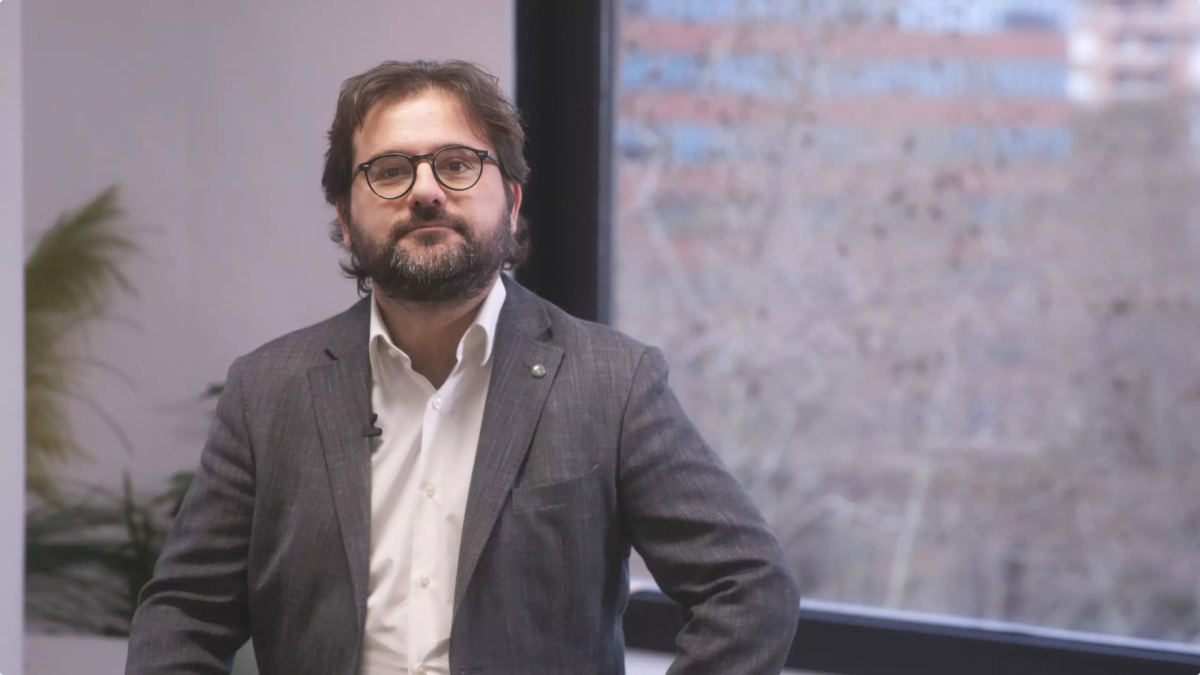 📌Economia verda

📢L'empresa GasN2, participant del Pla de #DoctoratsIndustrials, treballa en la captura i valorització del CO₂​

♻️Aposta per l’R+D per a aportar solucions energètiques contra el canvi climàtic

➡Entrevista al president, Oriol Martínez
gen.cat/43ndWK2