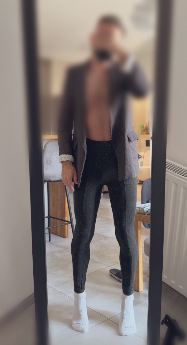 marmeladod's tweet photo. Sometimes all I need is a soft top, no panties… and leggings so tight I feel like I’m wrapped in desire.
Simple pleasures. Sissy peace.
#sissylife
#sissypleasure #sissythoughts #cuckold
#sissy #sissyslut #femboy #crossdresser #feminization https://t.co/uzZsLjT9KL
