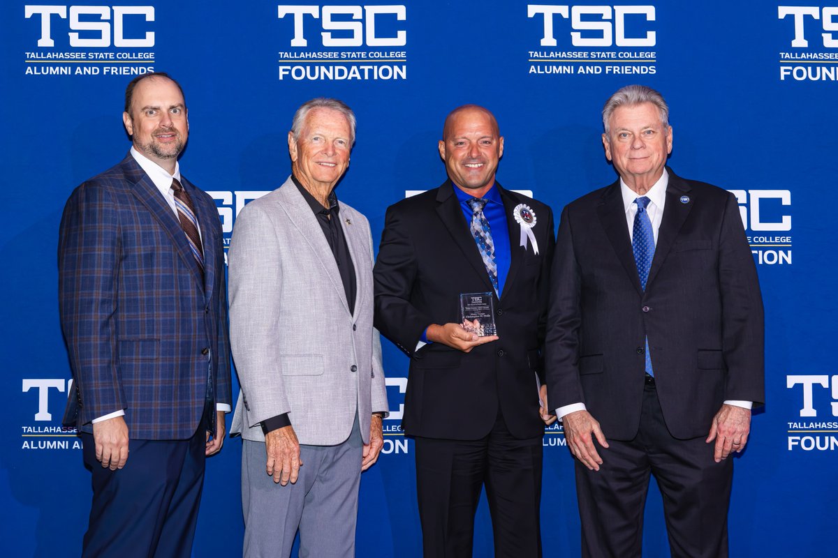 Congratulations to Troopers Hypes and Wells for being recognized recently by the Tallahassee State College for all of their efforts and great work!

#FHP #StateTroopers #TampaBay #Florida #congrats