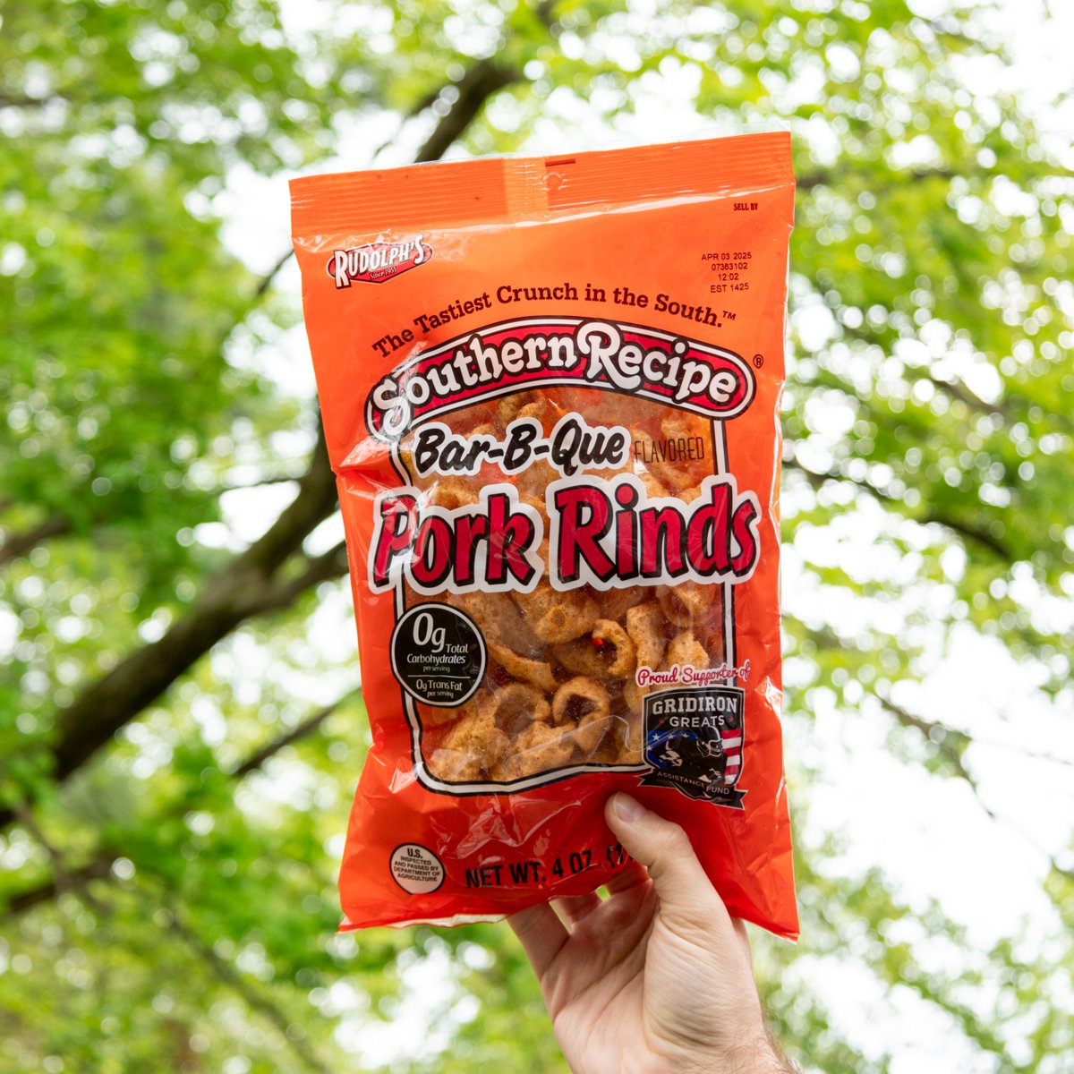 Tag your adventure buddy below — it's time for another road trip. 🚗 🐽