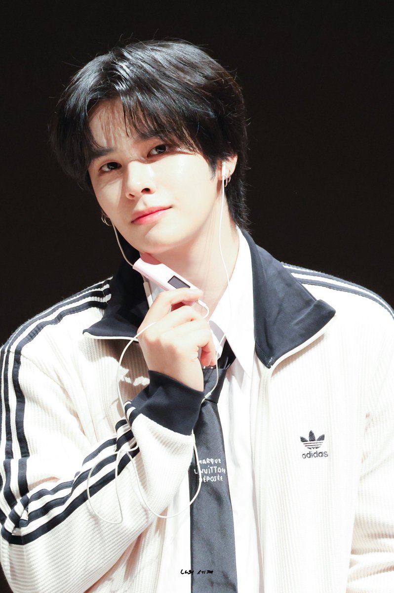 250323 위드뮤 

#CRAVITY #SERIM #크래비티 #세림