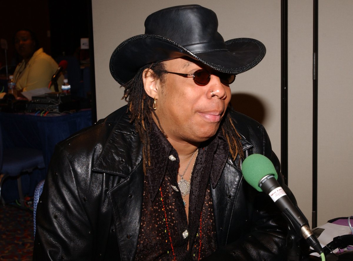 RickJames's tweet photo. Here’s the mic 🎤 : Which Rick James song do you think is most underrated?
📸: Getty Images
#RickJames #PunkFunk https://t.co/79WzFWNaP3