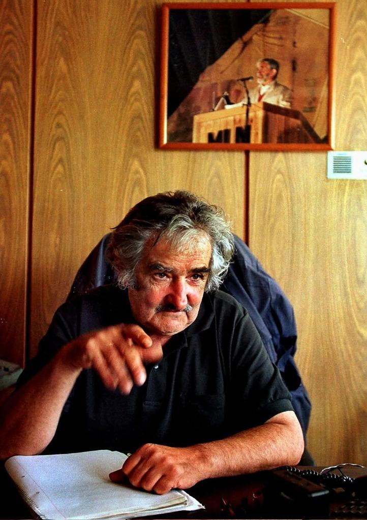 En las elecciones de 1994 fue elegido diputado . Manifestó sentirse «como un florero» al comenzar su actividad parlamentaria, su presencia en la arena política fue llamando la atención de la gente, ya que Mujica supo capitalizar el descontento. En el año 1999 fue elegido senador.