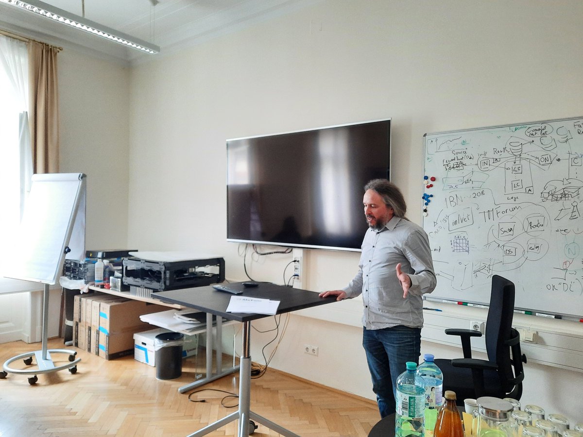 IoTLabFER tweet media