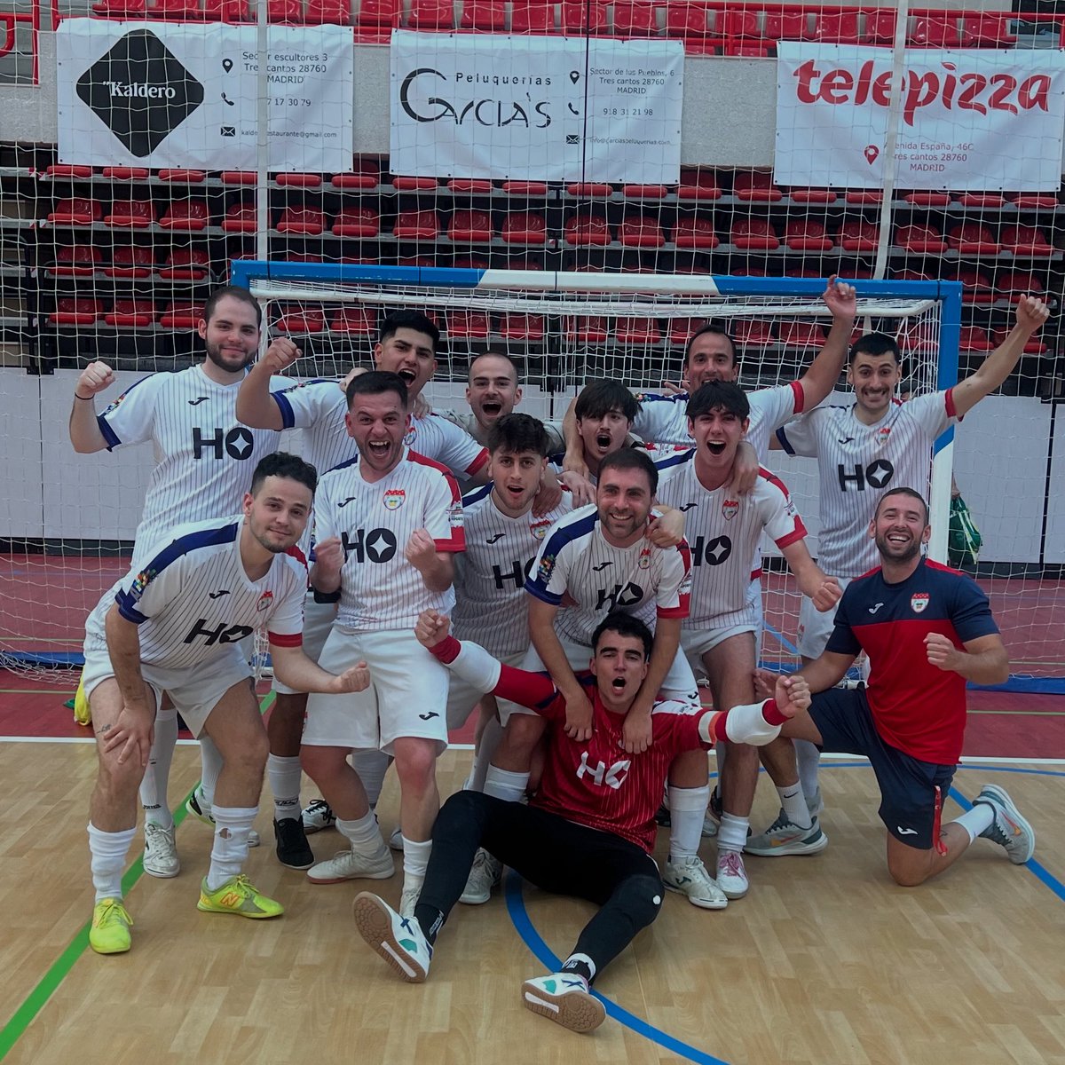 🚨1a AUTONÓMICA 🚨

🔊 Unión Tres Cantos “B” 6 - 3 <a href="/adescurialense/">A.D.ESCURIALENSE</a> 

📝 La mejor manera de cerrar una temporada es con una victoria. Y así fue. Gran partido de todos para disfrutar de los últimos 40 minutos de competición.