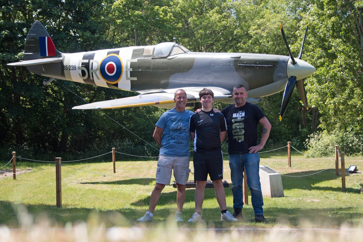 Funtera's tweet image. 3 Generations at The Battle of Britain Bunker at the Former RAF Uxbridge.. #BattleOfBritain #Spitfire #RAFUxbridge #BattleOfBritainBunker