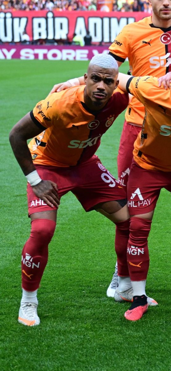 ayaktatedavi's tweet photo. @buzzspor hepsi işini yaptı ama bu çocuk olmasa şampiyon olamazdık https://t.co/6HT8OQmL5b