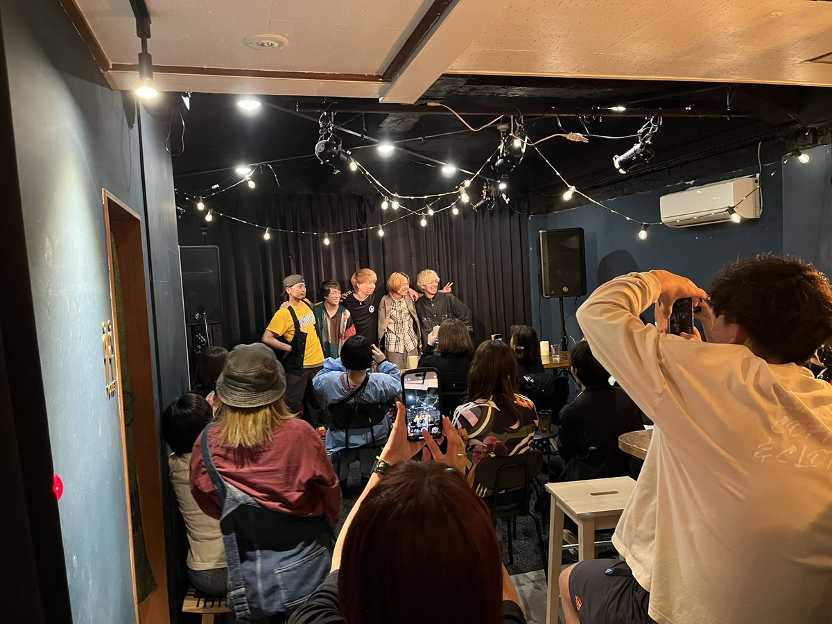 gjsanww's tweet photo. 音楽っていいよな！
楽しかった！

よし！明日からラストスパートがんばろ。
もしかしたら大阪バイバイかも。。
#utainaoya https://t.co/faKtbLGqq8