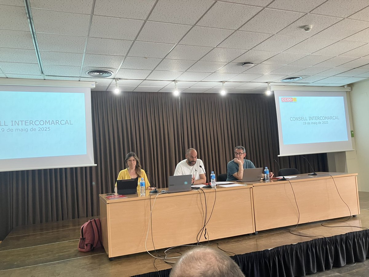 ccoo_vocc_catc's tweet photo. Avui @eljordilopez presideix el primer Consell de @ccoo_vocc_catc on hem aprovat el reglament de funcionament i presentat l’informe balanç,amb les aportacions dels Sindicats Intercomarcals. https://t.co/qwdGtL9cK0