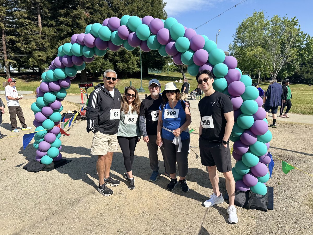 Vistagen's tweet photo. Our team (including our CEO and SVP of Translational Neuroscience) joined the Healing Hearts Walk this weekend to support suicide prevention in Alameda County. It was a powerful day of community, care, and action.
#HealingHearts #WalkRunMOVE #SuicidePrevention #WeMoveTogether https://t.co/D14frdFQ91