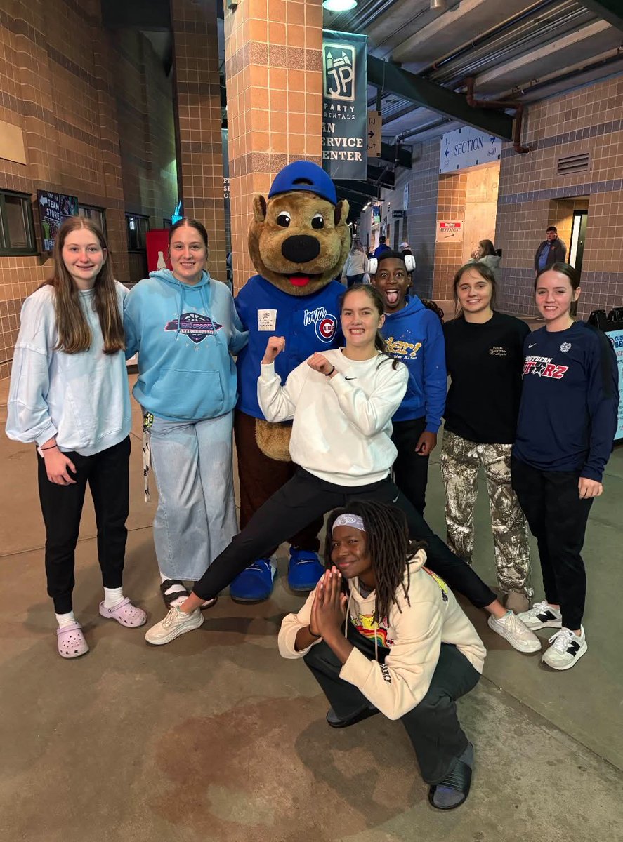 Chioma Patterson (@chiomapatterson) on Twitter photo 3-2 for weekend, game highlights? We'll see if I did anything special on the court. Off the court is special spending time with my team <a href="/ALSoSTARZ_EYCL/">Southern Starz_EYCL</a> <a href="/Molly_Wilson_25/">Molly Wilson</a> <a href="/Loganwarren27/">Logan Warren</a> <a href="/ellagossett24/">Ella Gossett</a> <a href="/OliviaPearce_14/">Olivia Pearce</a> <a href="/laurenlambert0/">Lauren Lambert</a> 3-2 for weekend, game highlights? We'll see if I did anything special on the court. Off the court is special spending time with my team <a href="/ALSoSTARZ_EYCL/">Southern Starz_EYCL</a> <a href="/Molly_Wilson_25/">Molly Wilson</a> <a href="/Loganwarren27/">Logan Warren</a> <a href="/ellagossett24/">Ella Gossett</a> <a href="/OliviaPearce_14/">Olivia Pearce</a> <a href="/laurenlambert0/">Lauren Lambert</a>
