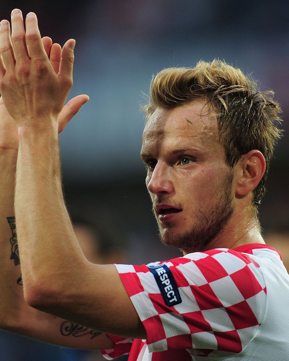 ActuFoot_'s tweet photo. 🚨🚨 OFFICIEL ! 𝗜𝗩𝗔𝗡 𝗥𝗔𝗞𝗜𝗧𝗜𝗖 🇭🇷 (𝟯𝟳 𝗮𝗻𝘀) 𝗩𝗔 𝗣𝗥𝗘𝗡𝗗𝗥𝗘 𝗦𝗔 𝗥𝗘𝗧𝗥𝗔𝗜𝗧𝗘 𝗔̀ 𝗟’𝗜𝗦𝗦𝗨𝗘 𝗗𝗨 𝗪𝗘𝗘𝗞-𝗘𝗡𝗗 𝗣𝗥𝗢𝗖𝗛𝗔𝗜𝗡 ! 👋

🏟 971 matchs
⚽️ 131 buts
🅰️ 157 passes décisives
🏆 17 trophées

Merci l’Artiste. ✨👏 https://t.co/sItaWyC2Jo
