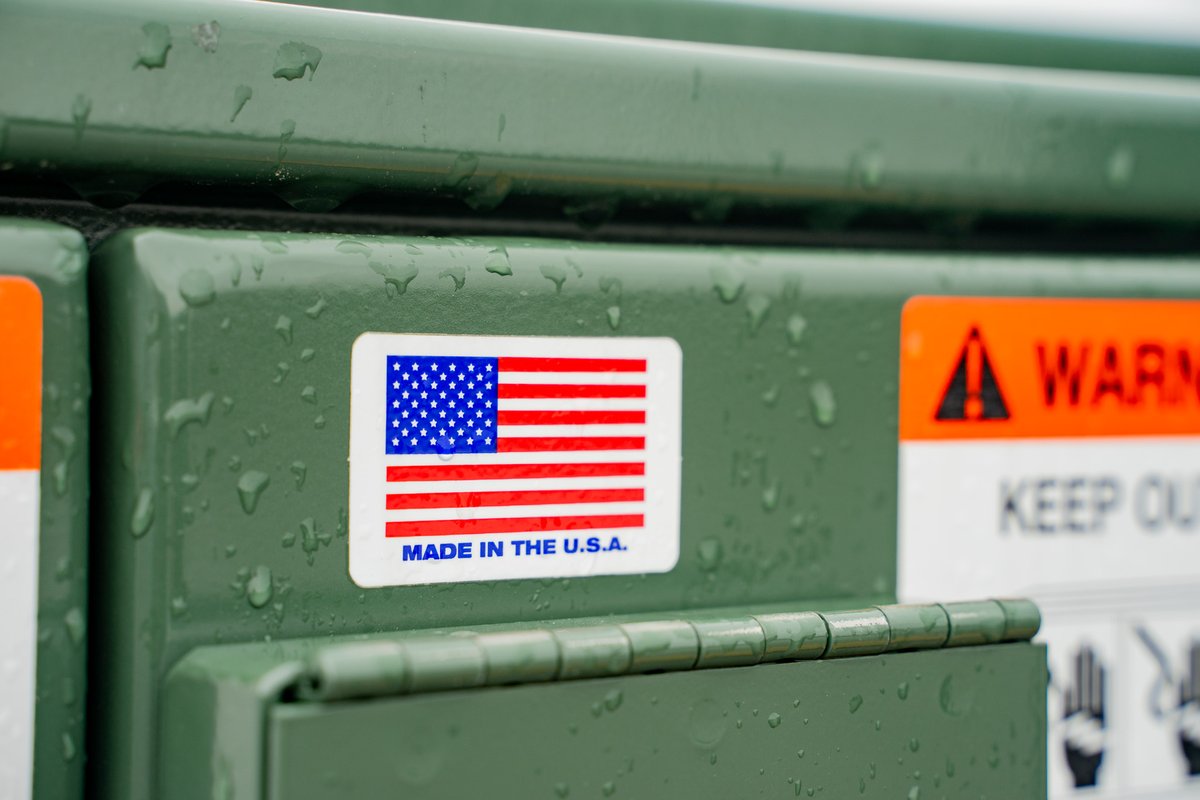 Maddoxxfmr's tweet image. Pad-mounted switchgear. Made in the USA. 🇺🇸

Ready to ship from our South Carolina facility.

#switchgear #americanmade #manufacturing #usa