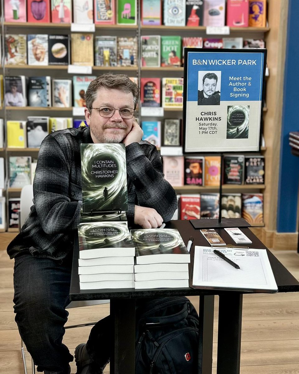 Many thanks to the staff at Barnes &amp; Noble in Wicker Park for hosting me this weekend. And thank you to everyone who stopped by to talk and to pick up a copy of I Contain Multitudes! It was a fantastic event in an amazing space. I'm looking forward to visiting again soon.