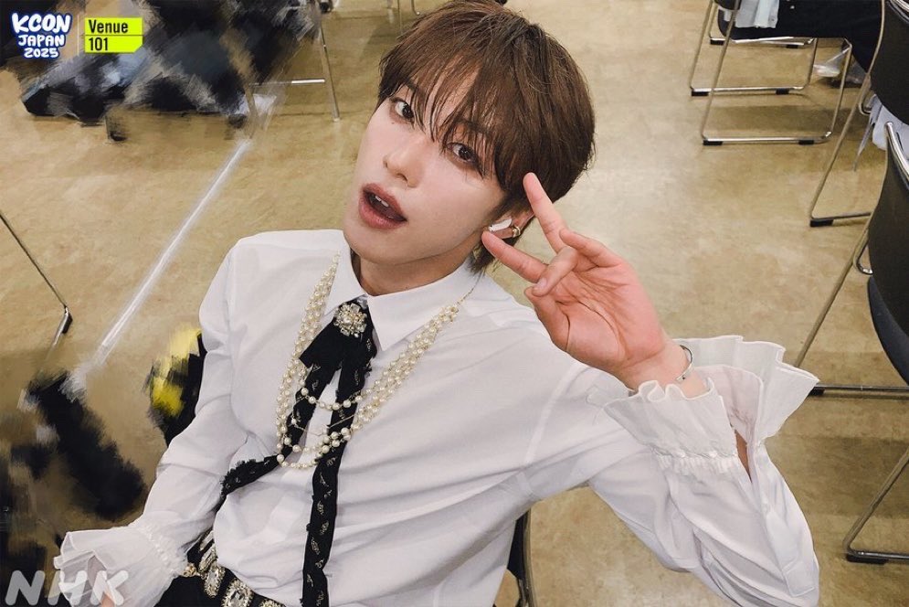 GrUXlpFbAAA-2CG.jpg?format=jpg