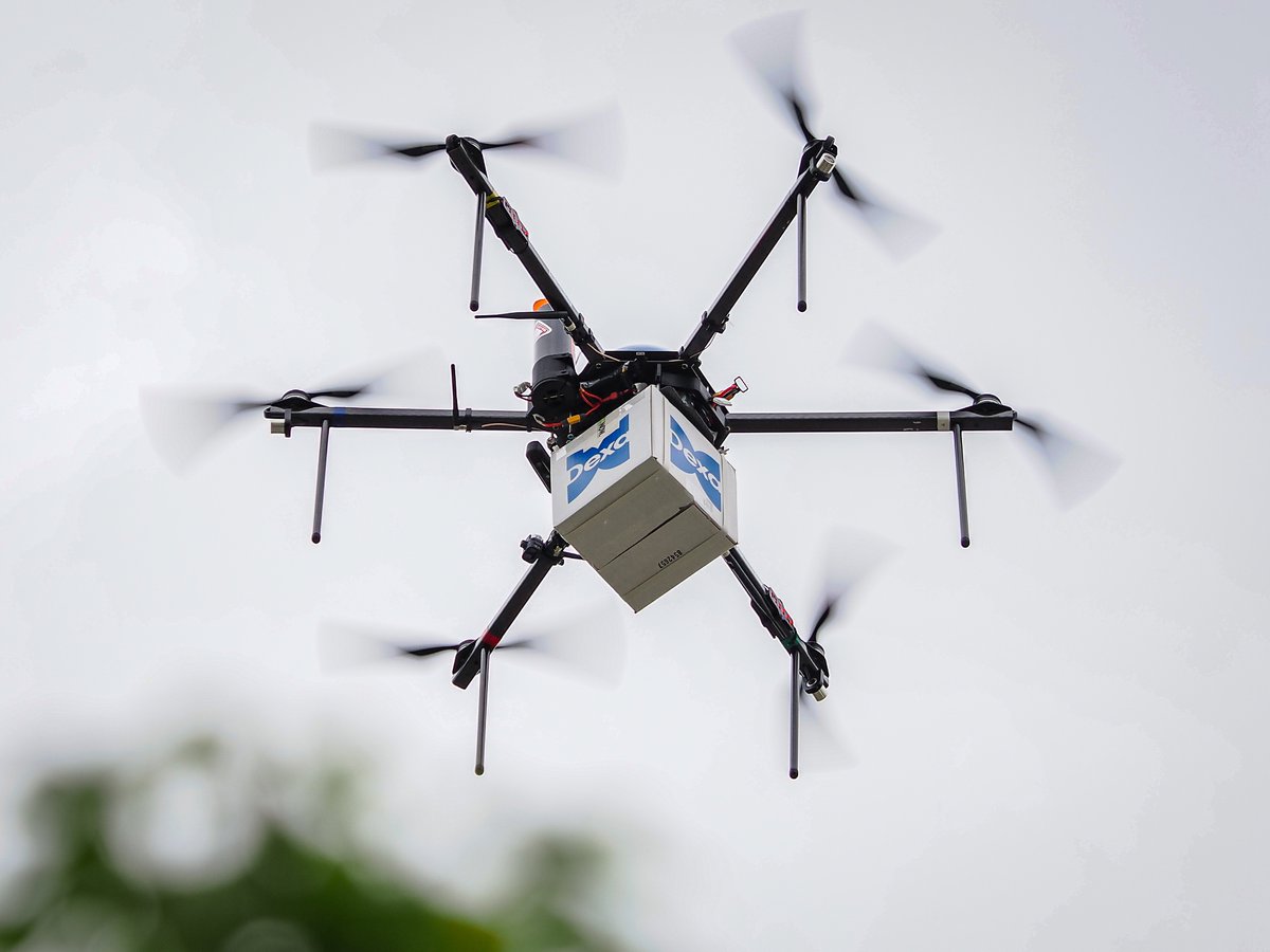 Part 135 Certification isn’t just a badge—it’s a gateway to national drone delivery at scale. At DEXA, we’re proud to be FAA-approved for real-world autonomous delivery. 

#FlyDEXA #dronedelivery #drones #part135