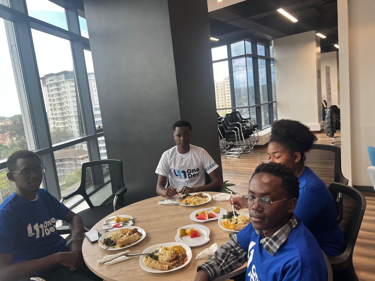 Ɉ⟁MΞS tweet media