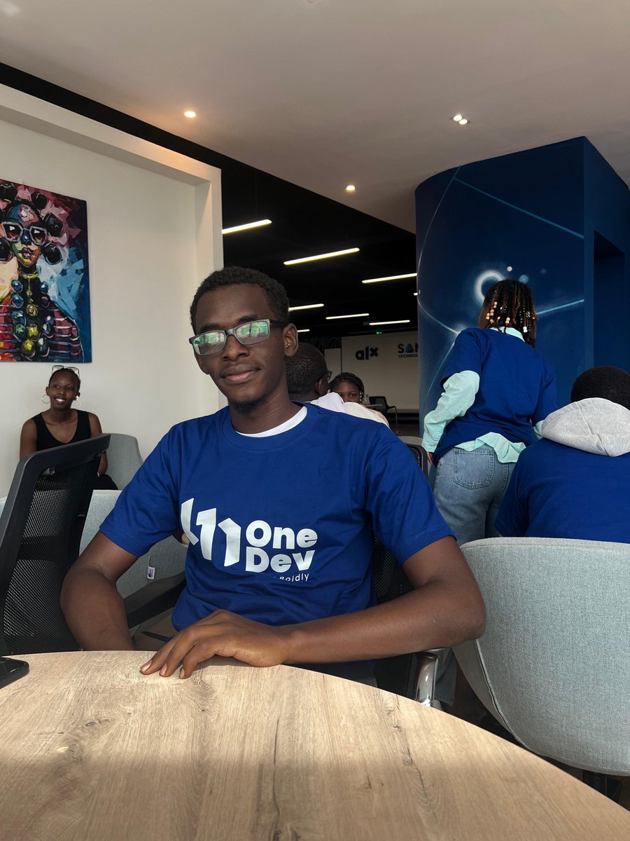 Ɉ⟁MΞS tweet media