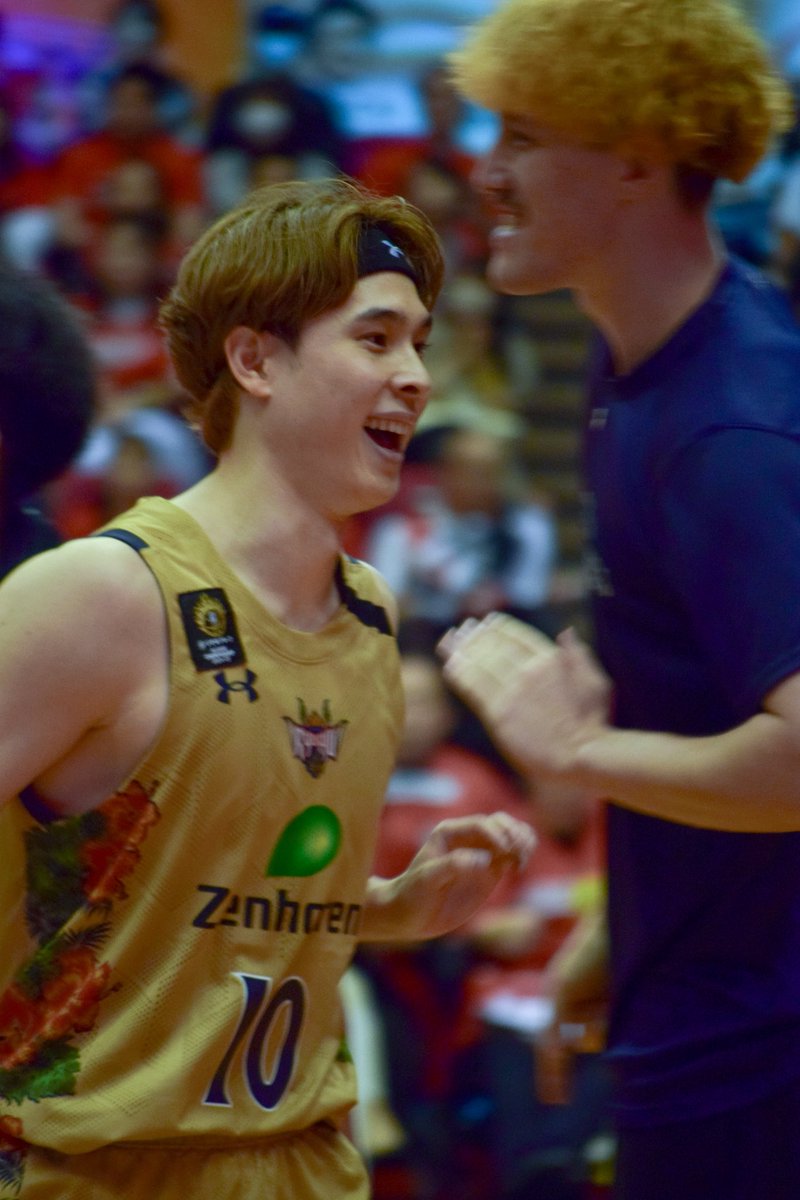 y__uk25's tweet photo. ありがとうほんまにありがとう
まだ勝負はここからやで💪
Go kings!!! #琉球ゴールデンキングス https://t.co/48WtEZ8iCY