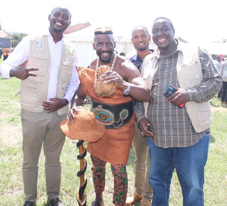 Tourbook Africa tweet media