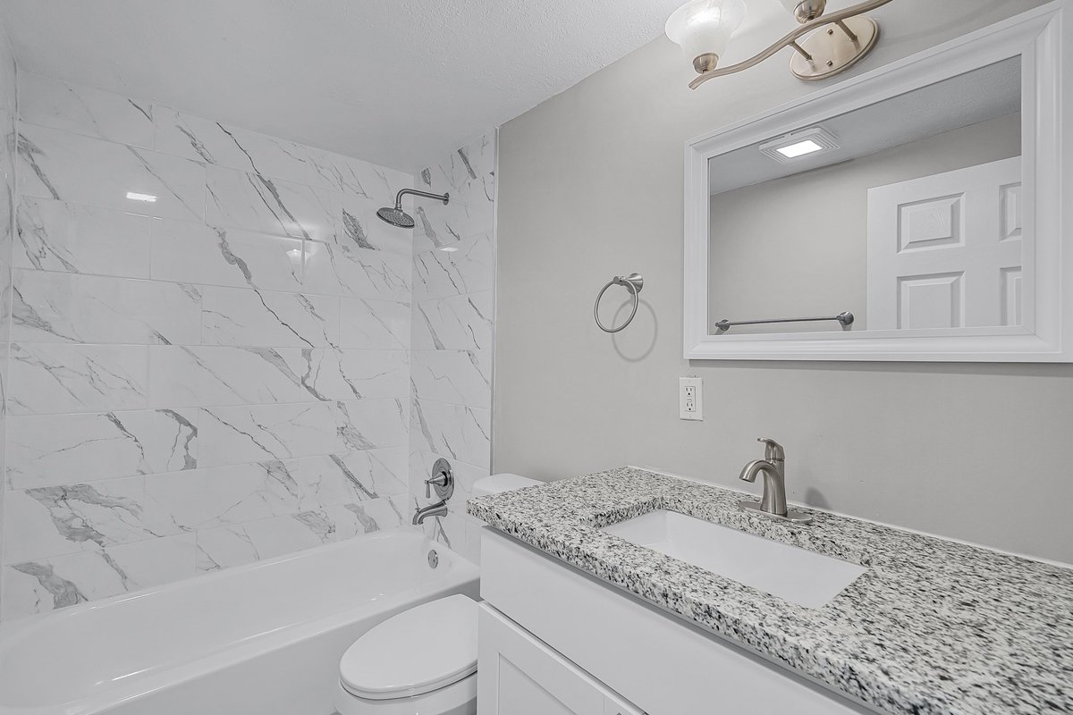Trace Christian (@tcritt3) on Twitter photo SOLD • Orlando, FL • Offered for $305,000 • Represented Sellers
If you or someone you know is interested in buying or selling real estate, contact me today!
📱: 407-202-8135
📧: trace.christian@cbrealty.com SOLD • Orlando, FL • Offered for $305,000 • Represented Sellers
If you or someone you know is interested in buying or selling real estate, contact me today!
📱: 407-202-8135
📧: trace.christian@cbrealty.com