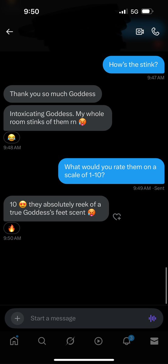 🚨 Sock Review 🚨 

Another one intoxicated by my Stink!! 🧦 👃 “my whole room Stinks  rn” 🤣 be the next to get a pair of my BIG stinky socks! 

Useditems stinkysocks usedsocks