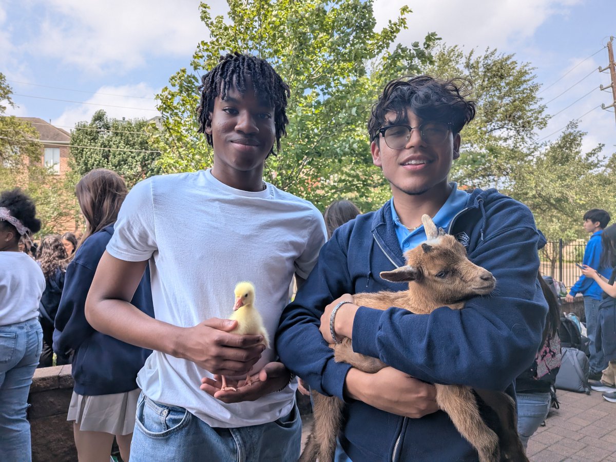 The Class of 2025 just proved they’re the real G.O.A.T. Their senior prank? A surprise petting zoo with baby goats and ducks for the underclassmen, because when you’re the Greatest Of All Time, you leave in style. Underclassmen loved it, legend secured. #DeBakeyProud
