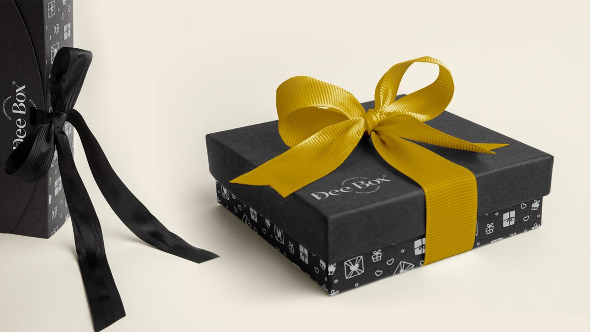 mo_tarek_design's tweet image. Logo design 
Dee Box