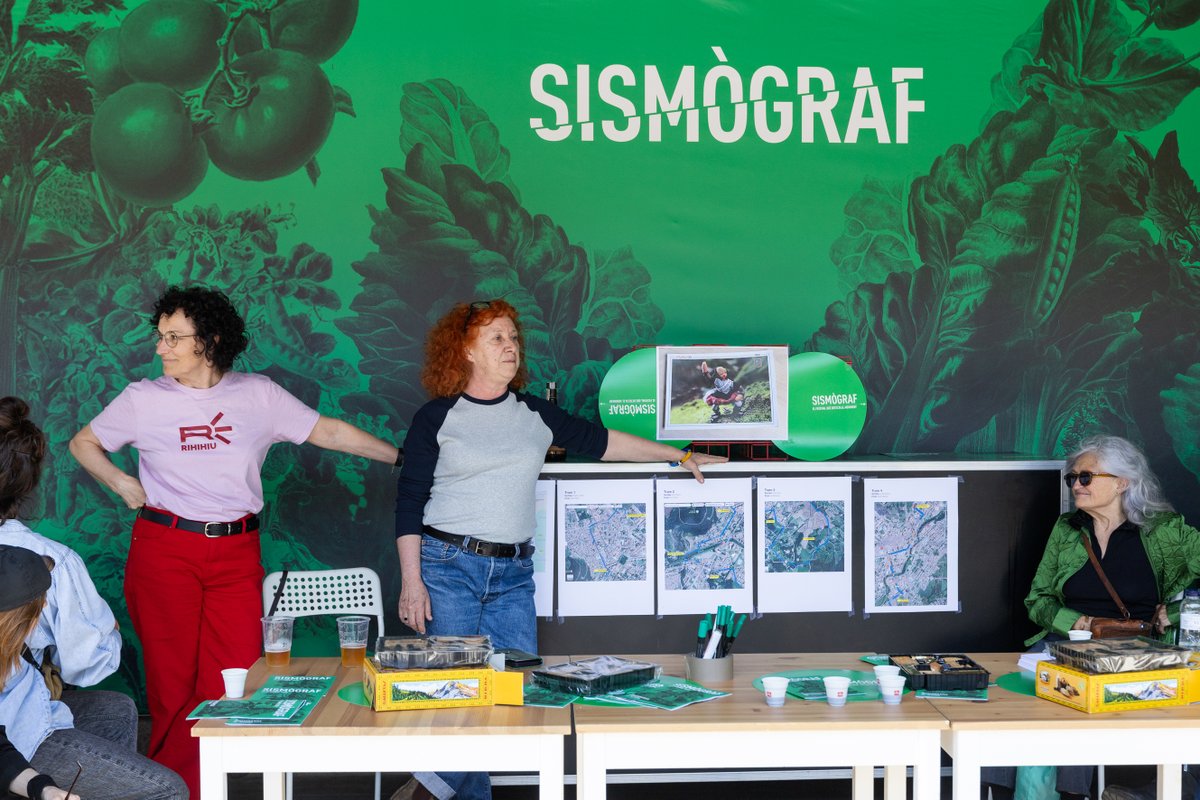 Sismògraf Olot (@sismografolot) on Twitter photo El #Sismògraf2025 ha acollit 109 artistes d'arreu que han presentat 30 propostes artístiques de les quals 9 eren estrenes. S'han fet 49 passis que han ocupat 20 espais. I més de 5800 persones heu vingut a detectar el moviment i l'art en el paisatge! 🌱🌼
<a href="/Olotuit/">Ajuntament d'Olot</a> <a href="/OlotCultura/">Olot Cultura</a> El #Sismògraf2025 ha acollit 109 artistes d'arreu que han presentat 30 propostes artístiques de les quals 9 eren estrenes. S'han fet 49 passis que han ocupat 20 espais. I més de 5800 persones heu vingut a detectar el moviment i l'art en el paisatge! 🌱🌼
<a href="/Olotuit/">Ajuntament d'Olot</a> <a href="/OlotCultura/">Olot Cultura</a>