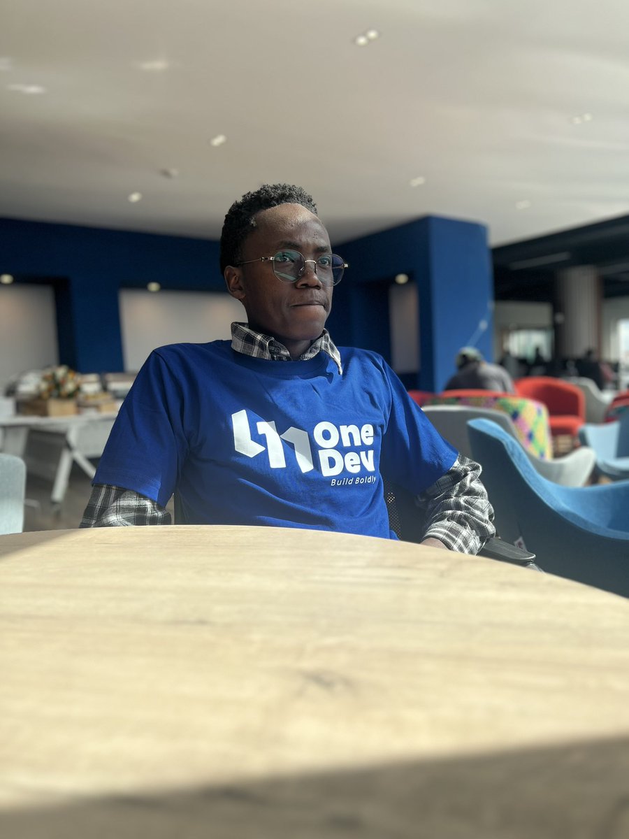 acuM3n_11 tweet media