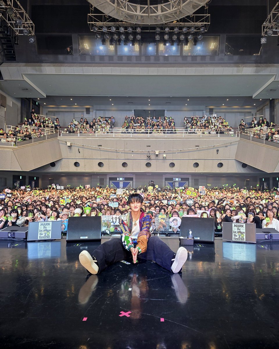 Mii3906's tweet photo. マークショケ💚
パフォーマンス中はめちゃ格好良いのにそれ以外はずっと可愛くて、あのキャパで肉眼で拝める幸せで貴重な1時間半でした✨
マークが大好きなシズニで溢れる幸せ空間だった♡
3公演お疲れ様でした(⋆ᴗ͈ˬᴗ͈⋆) https://t.co/0BSKWSmawA