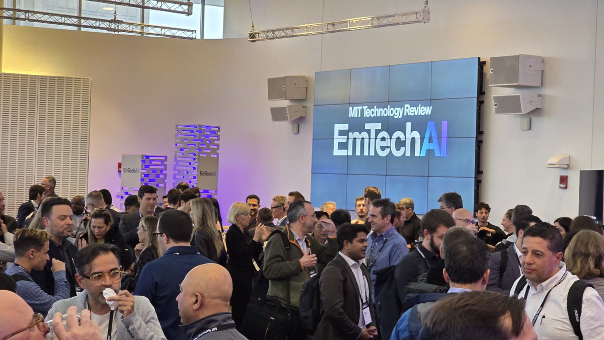 This is your VIP pass to what’s next from MIT EmTechAI. Over the next several weeks receive my top 20 blogs from the most recent #MIT #EmTechAI event. Amazing content!

joetechnologist.com/future-in-focu…