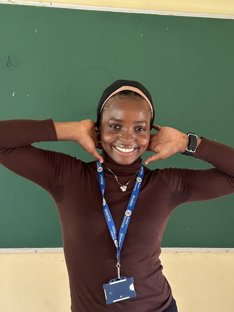 Ennyhorlah17's tweet photo. Last days in Uni as a nutrition and dietetics student 🤭. Stressed about the unknown but most proud of the lady I’m becoming 💪❤️ #nutrition #NutritionSudent #FutureRD https://t.co/orzw5A9r1K