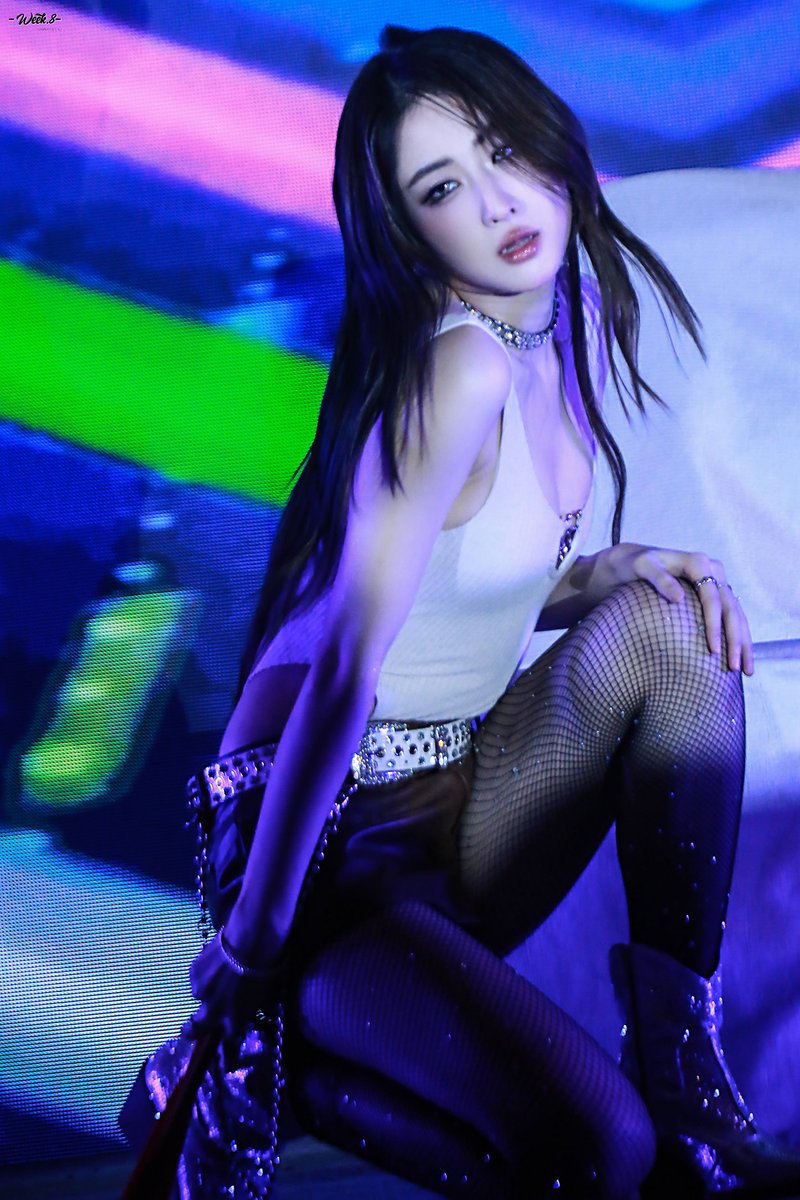 𝟎𝟓𝟏𝟖

be your dog🥵 <a href="/Yoko_apasra/">Apasra</a>

YOKO FANMEET IN HONGKONG
#YokoApasra