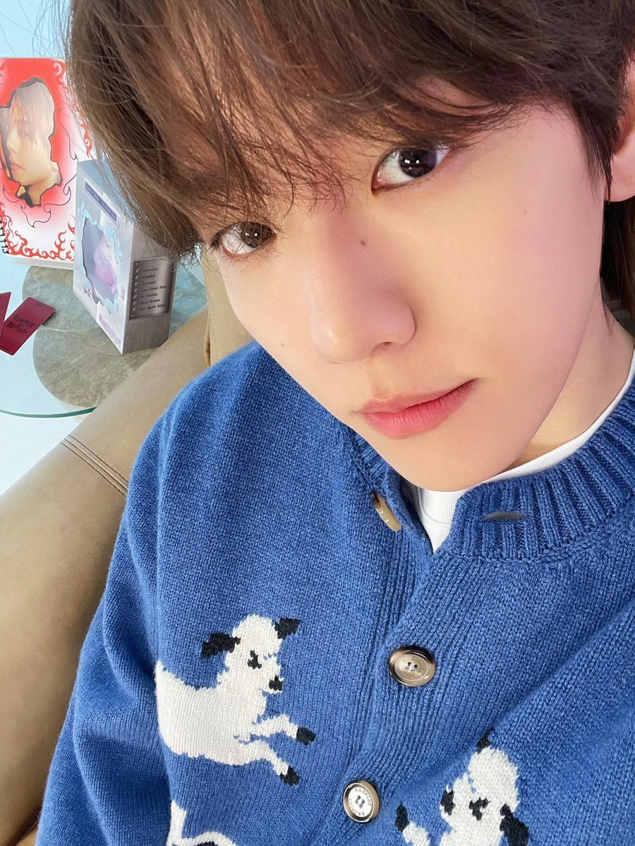 Poeticslight's tweet photo. 💙🐶💜 https://t.co/gGF76DUsiA