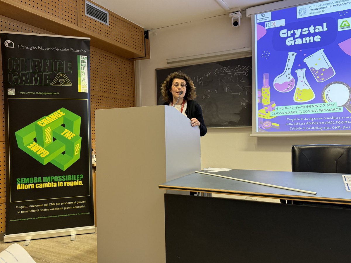 CNR_Changegame's tweet photo. Scatta l’ora del “rendoconto”: la voce e le immagini passano agli istituti partecipanti al progetto dalla prima ora
Parte @IC_CNR di Bari con Aurelia Falcicchio e a seguire @cnr_icmate della sede di Padova con Alessandro Galenda
#changegame
@CNRsocial_ https://t.co/bsBzpzf3ex