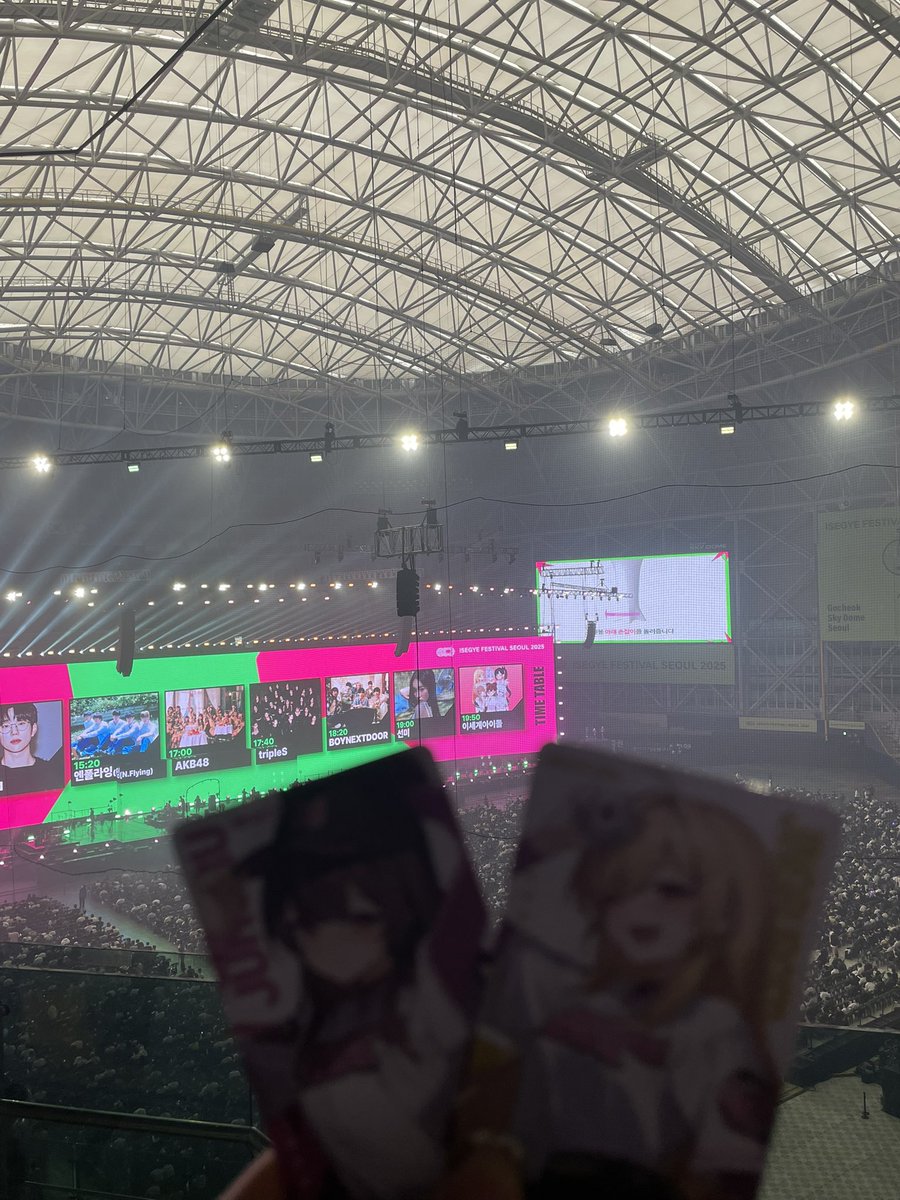 buggthnn's tweet image. 포카 초점 전부 박살이네,,,ㅠ