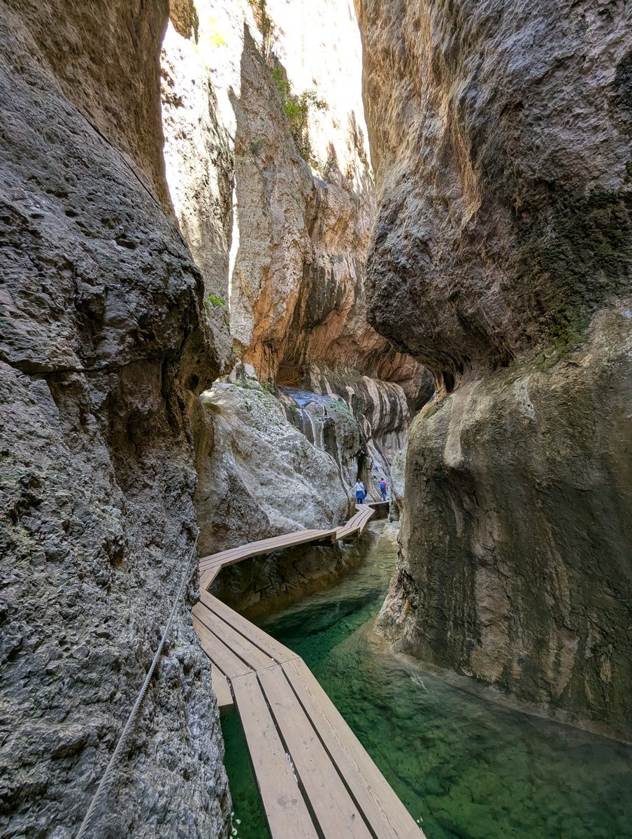 Si buscas un plan para el fin de semana, Matarraña está en su mejor momento. #Teruel <a href="/somosMatarranya/">Comarca Matarraña</a> open.substack.com/pub/jfalonso/p…