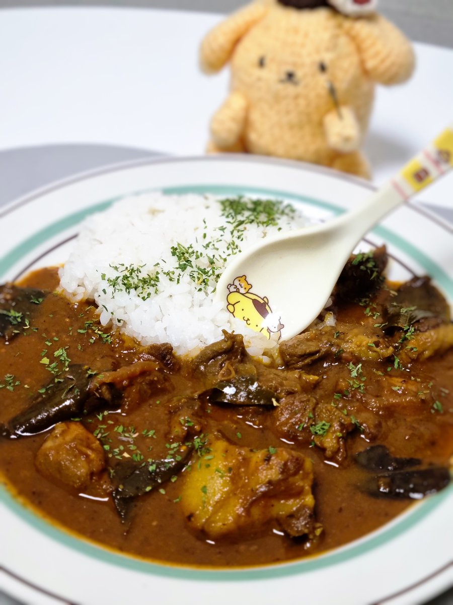 집 -
포크빈달루 커리