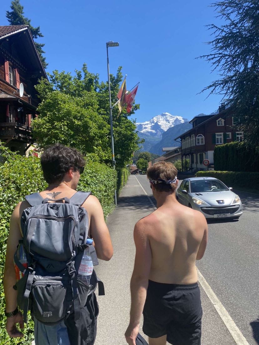 I’m 23.

I’ve traveled to Thailand, Costa Rica, Perú, Italy, Spain, Switzerland, Amsterdam, the UK, Hawaii, Malaysia, Austin, and California.

Here’s what foreign travel teaches you (that no school or book ever will):