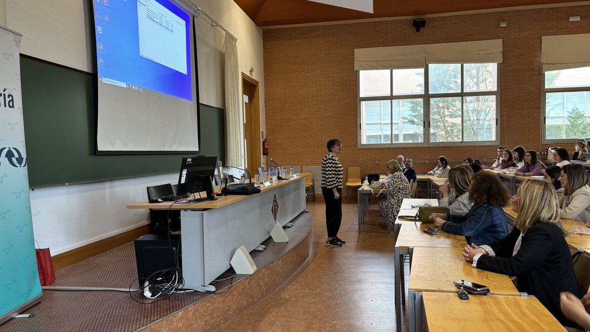 MartiCarolRG's tweet photo. Hoy en la Facultad de @Enfermeria_Ab hemos celebrado nuestras Jornadas de Salidas Profesionales. Agradecer a los participantes un año más y a nuestro alumnado👏🏻👏🏻 https://t.co/ps2cv4YJMr