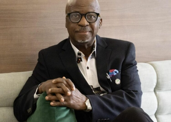 abati1990's tweet image. Kano Native In France Develops Innovative Tree Height Measurement Method
facebook.com/10004414922384…